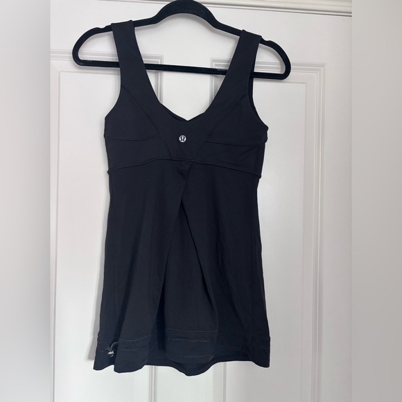 lululemon athletica Black  Crossback Tank Top - Picture 1 of 3
